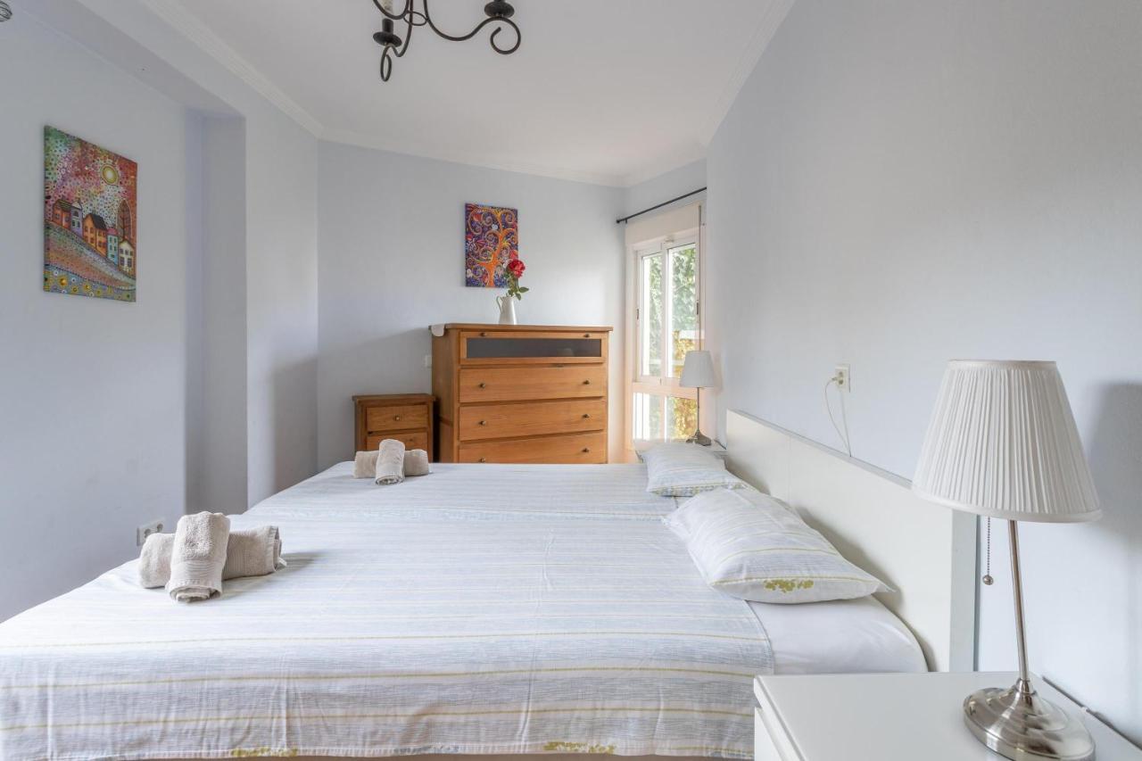 Two Bed Near Burriana Appartement Nerja