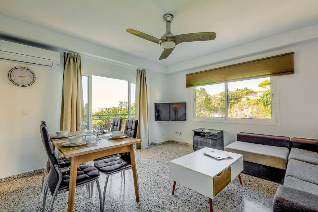 Tahiti Precioso Apartamento Con Piscina