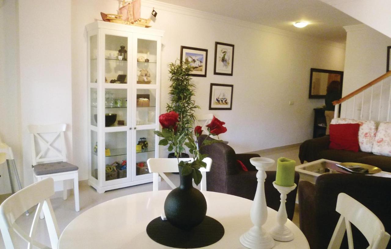 Vakantiehuis Cozy In With Wifi *