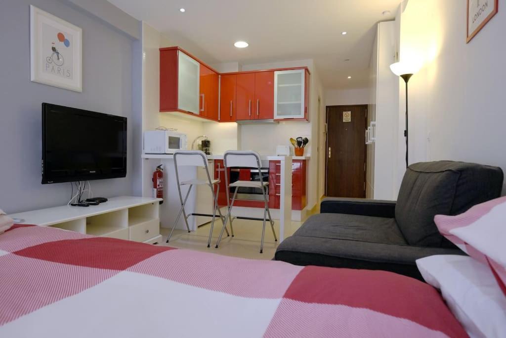 Apartamento Ultra Modern Studio Near The Nerja
