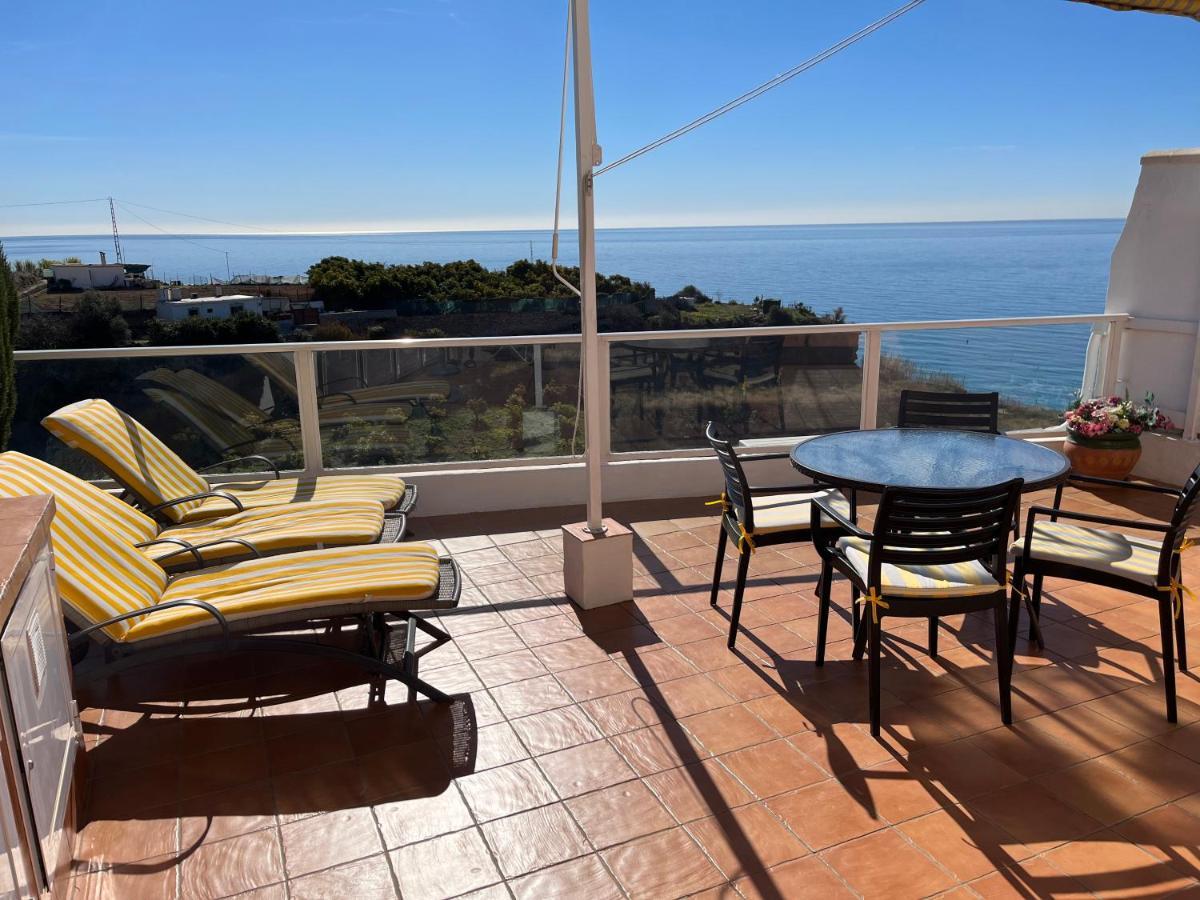 Delightful Burriana House With Magnificent & Sea Views. Nerja