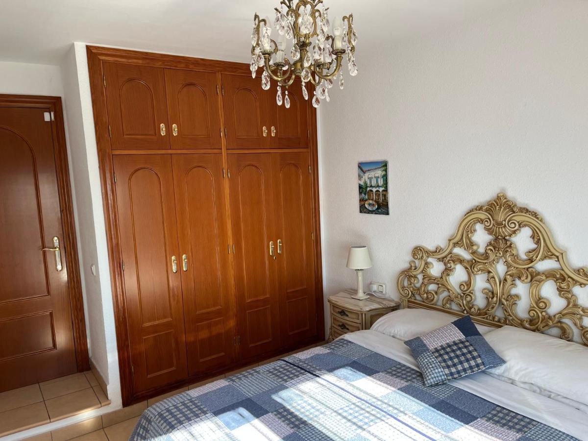 Delightful Burriana House With Magnificent & Sea Views. Ferienhaus Nerja