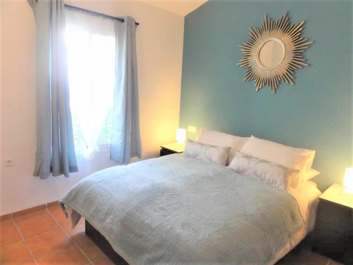 Lovely 2 Bedroom In Oasis De Capistrano, Nerja