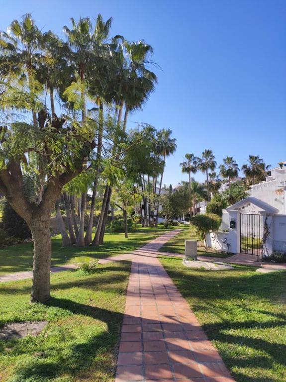 Lovely 2 Bedroom In Oasis De Capistrano, * Nerja