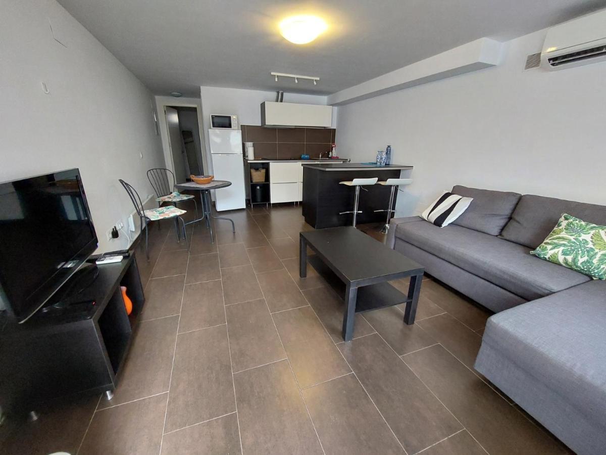 Modern Apartment, Walking Distance Of The Sea Appartement *