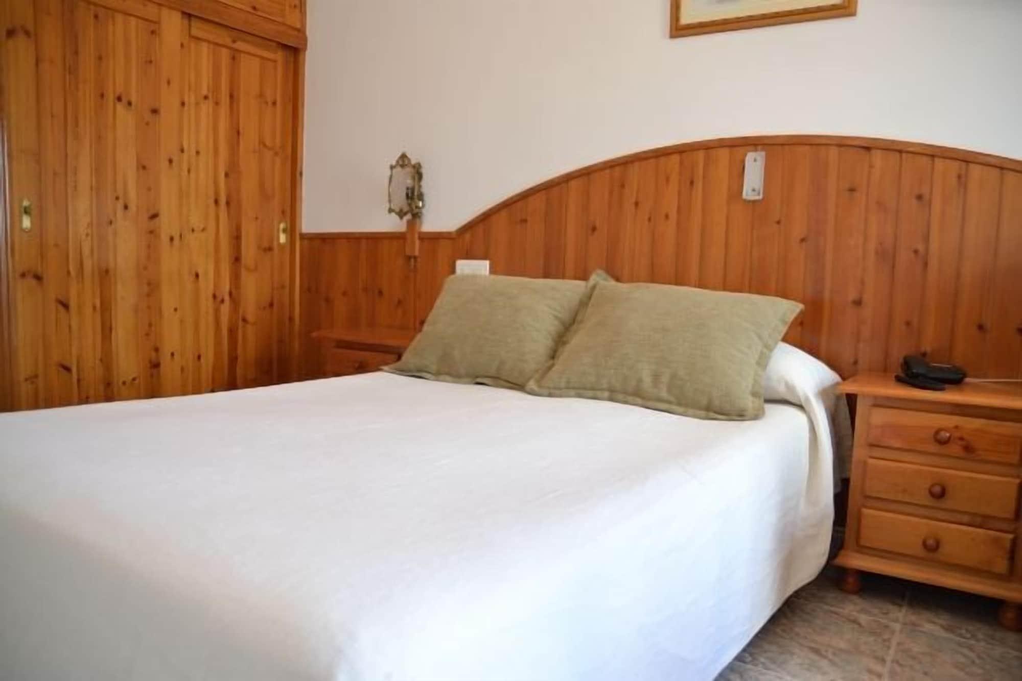 Jose Cruz Hotel