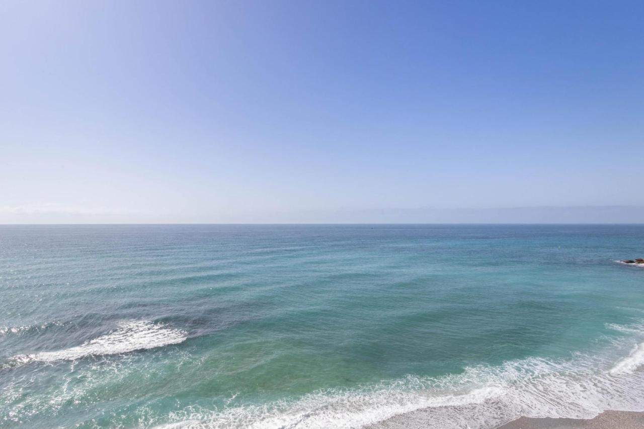 Apartment A214 Chic Front Line Nerja