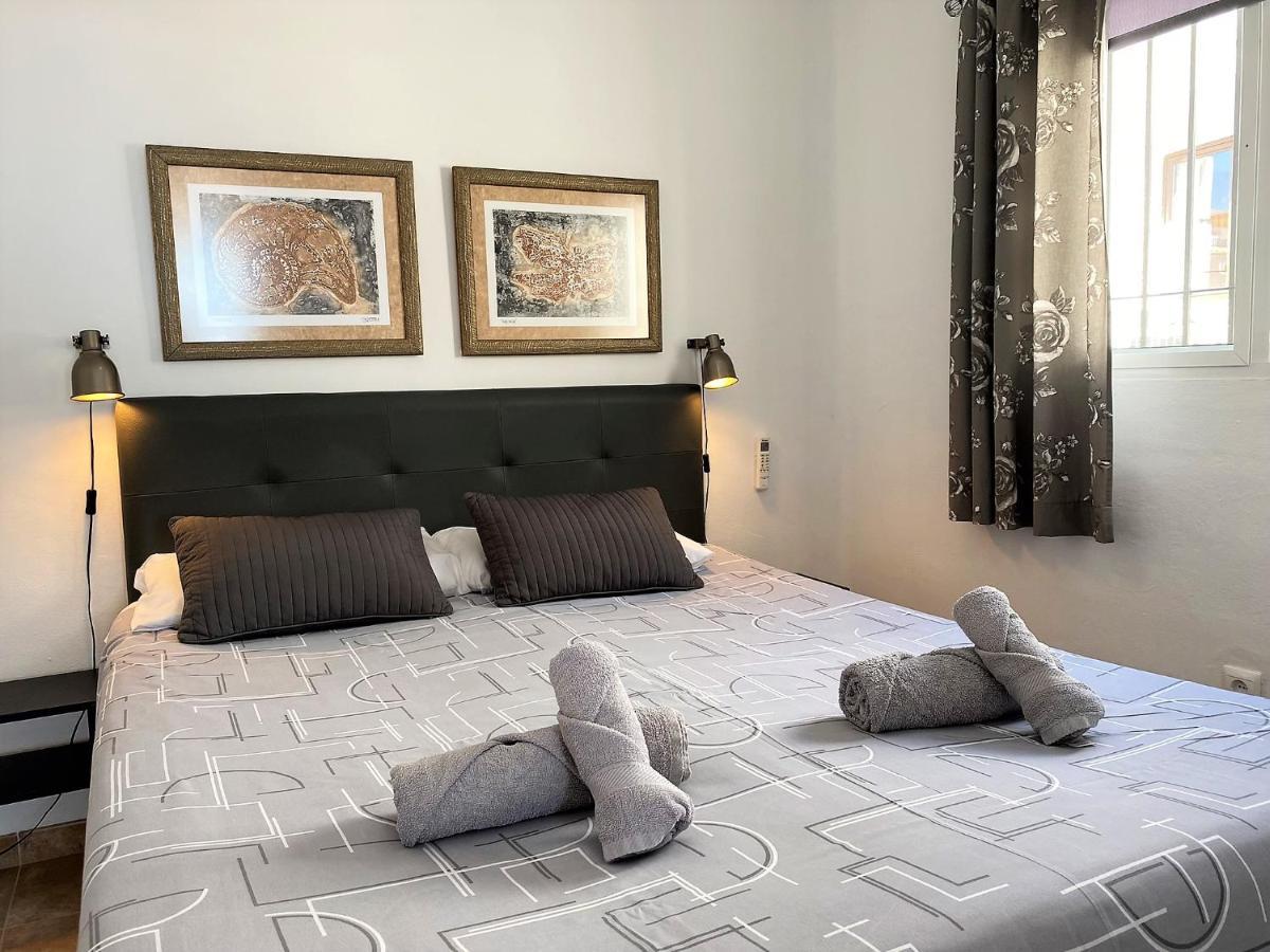 Naranjos 11b Capistrano Casasol * Nerja