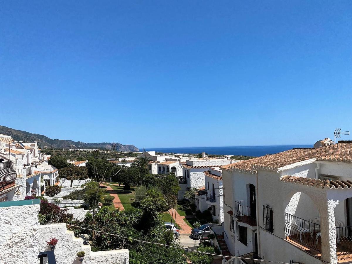 Naranjos 11b Capistrano Casasol * Nerja