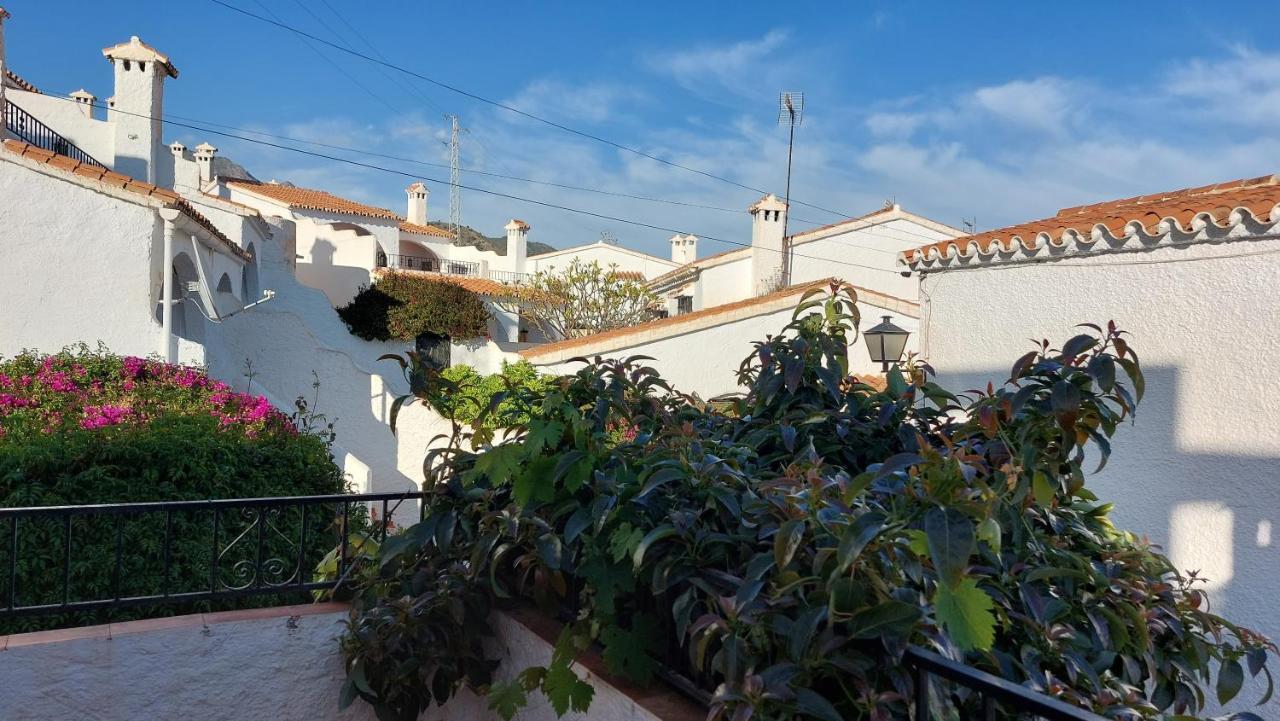 New Boho With Balcony, Private Garden And Communal Pool Nerja
