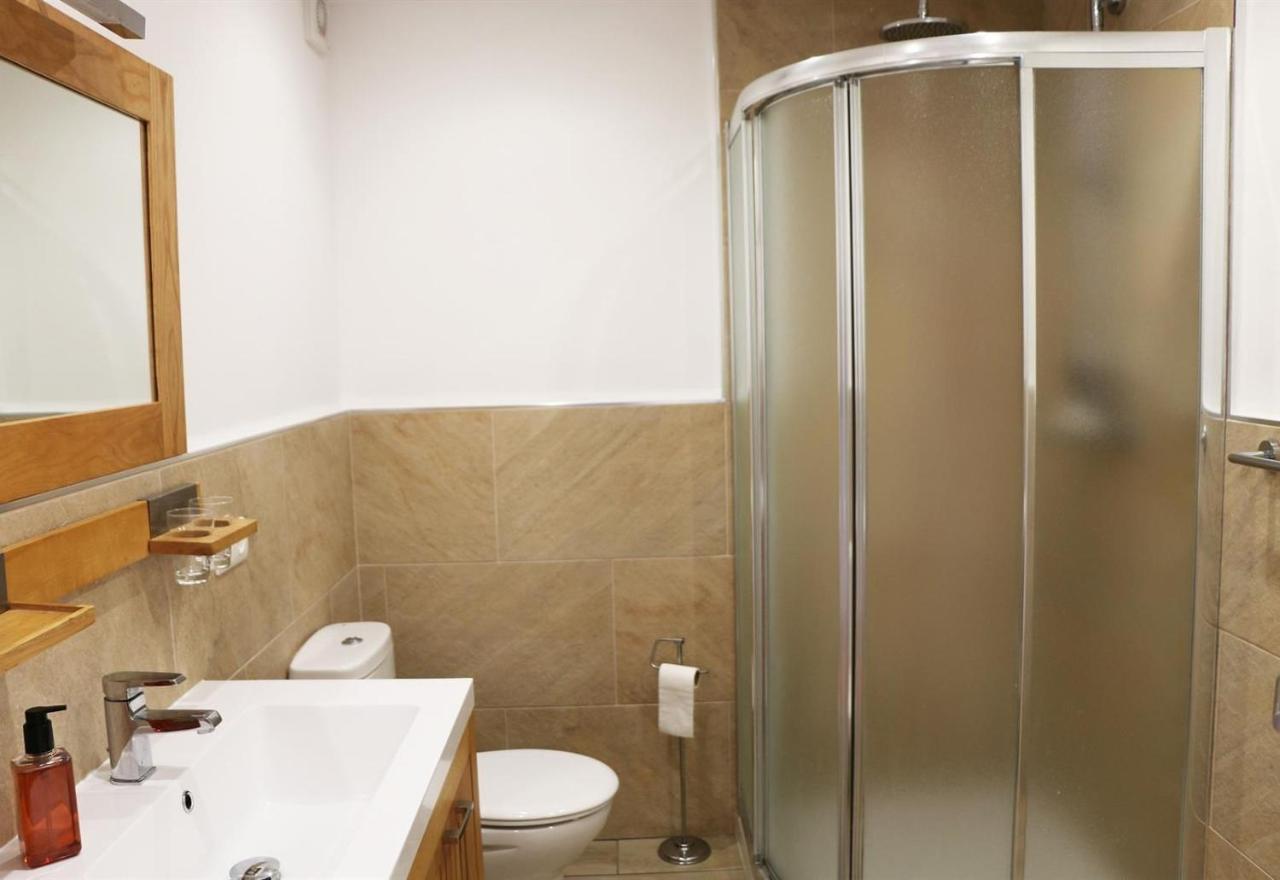 2 Bedroom Paradorares Ne Appartement