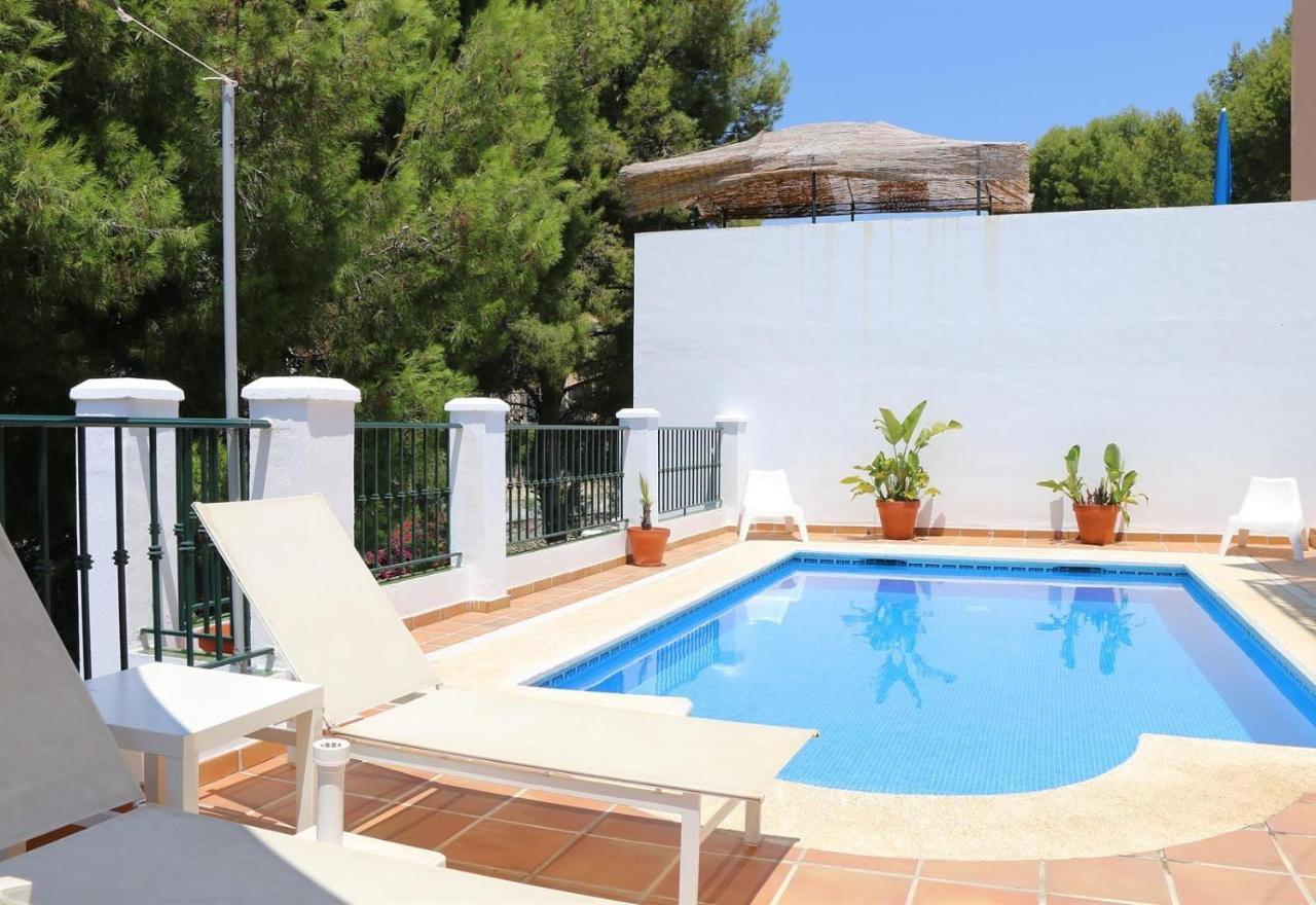 9 Pers In Burriana * Nerja