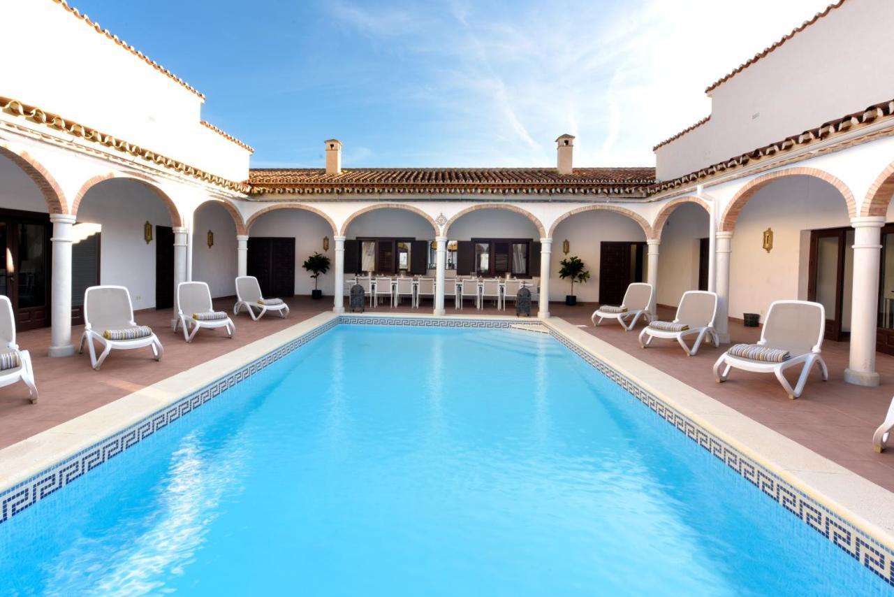 La Roca Rara - 8 Bedroom