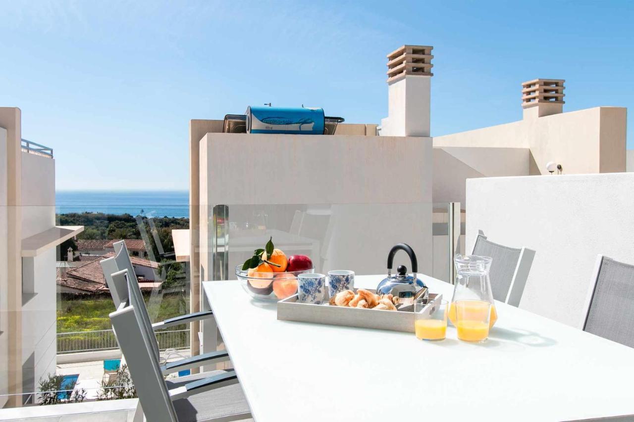 Espectacular Adosado Con Piscina, Vistas Al Mar 4 Nerja
