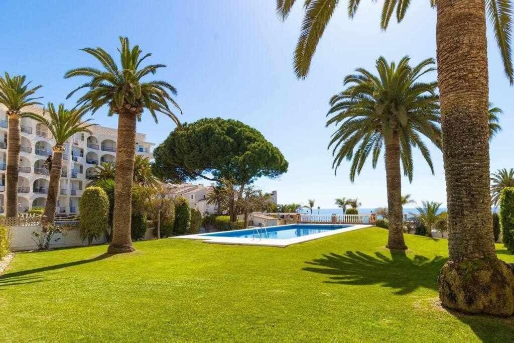 2 Bedroom In With Pool And Seaview * Nerja
