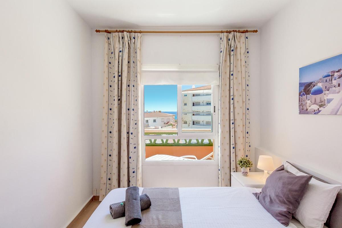 Andaluz - Azahara * Nerja