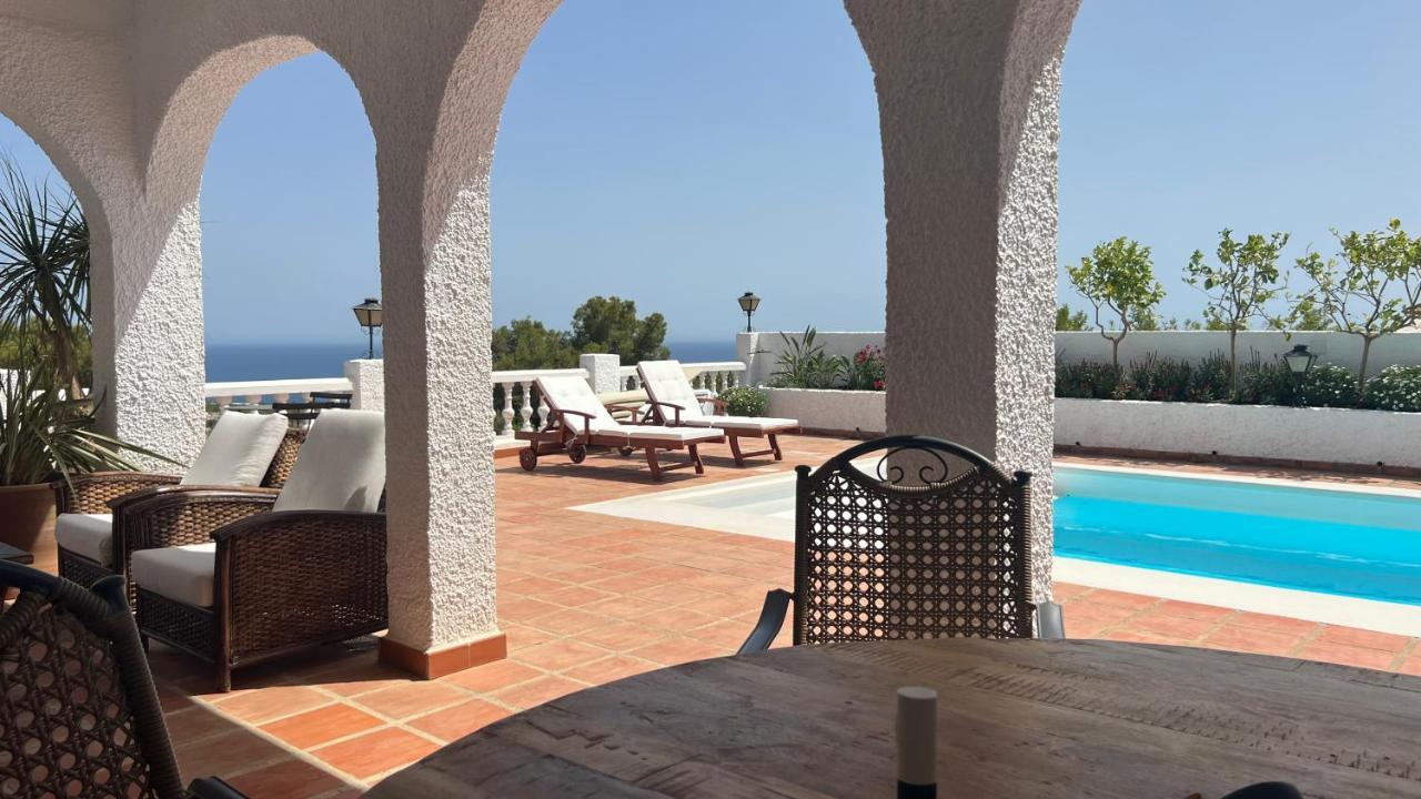Romantic White -private Pool Nerja