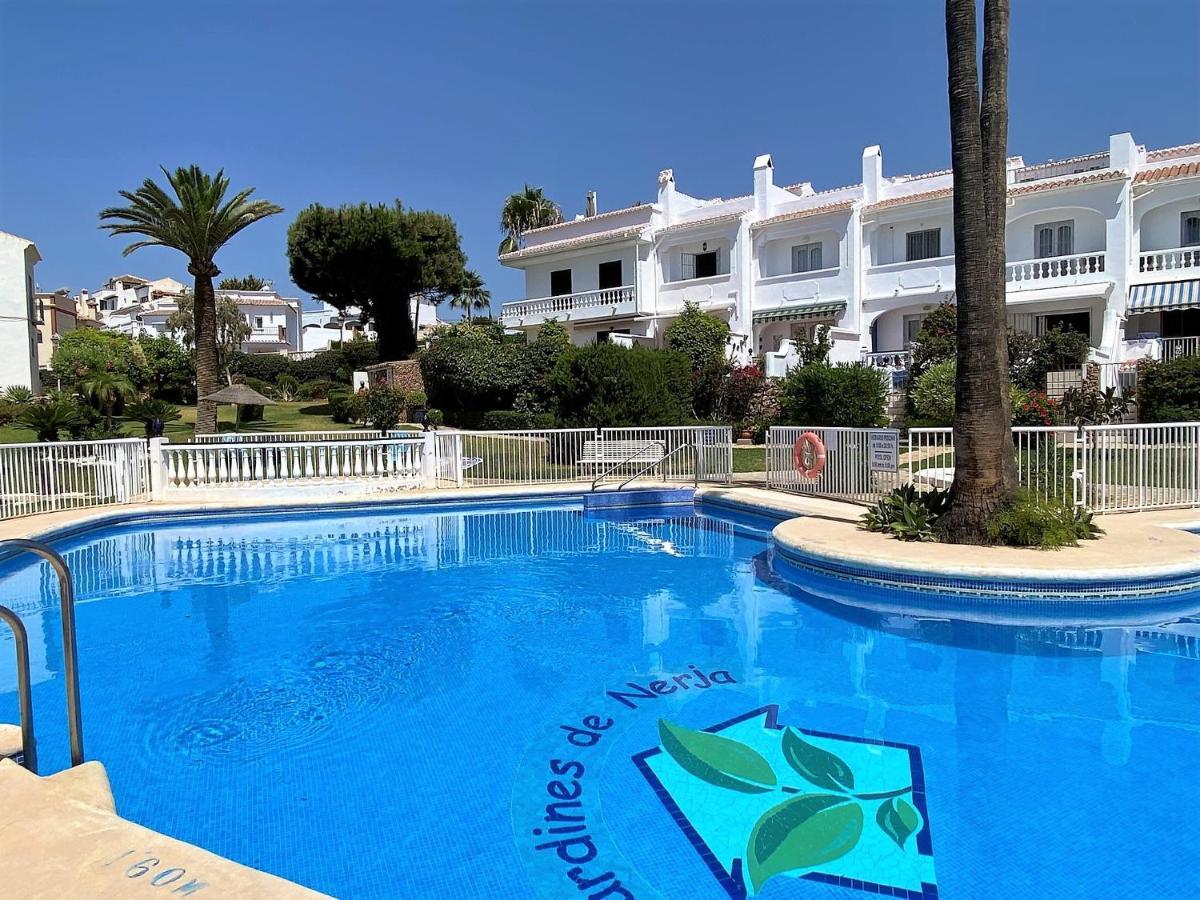 Jardines De 34 Nerja