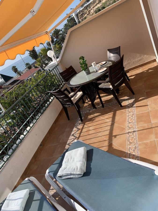 Sunny Frontline Burriana Nerja