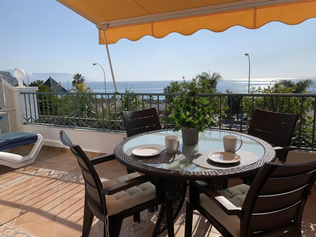 Sunny Frontline Burriana Nerja