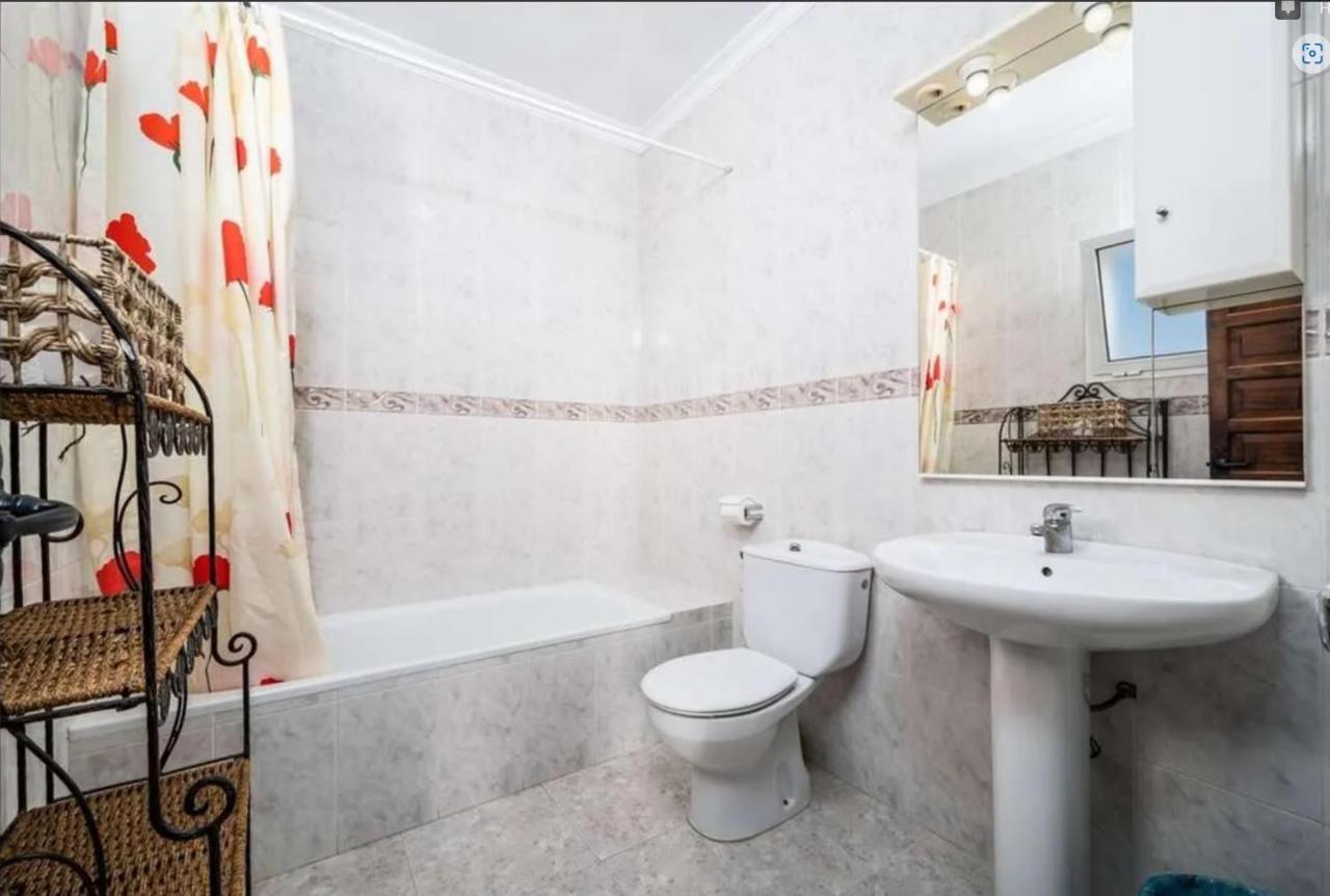 Caritas With Sea Views Vakantiehuis Nerja