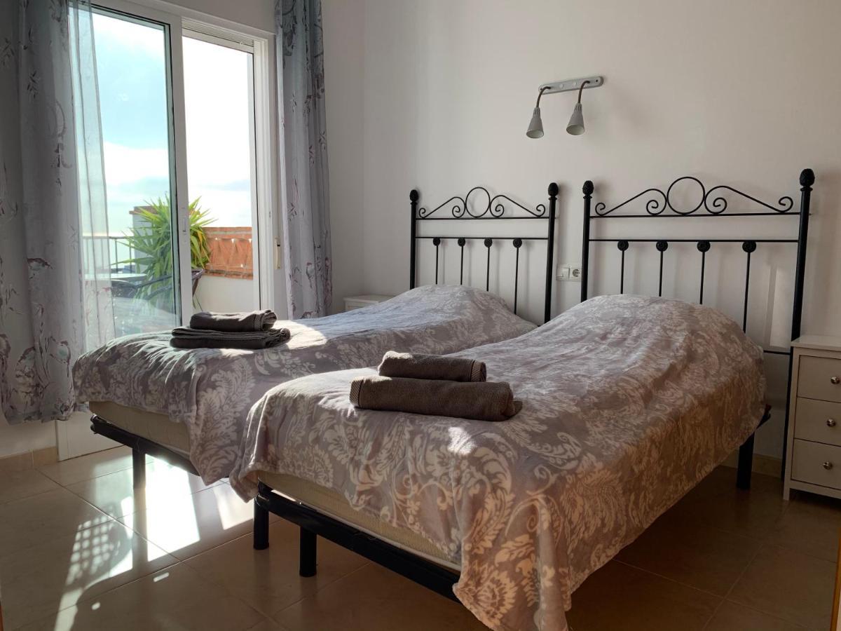 Playa Burriana, Tva Terasser, Havsutsikt, Pool Apartamento