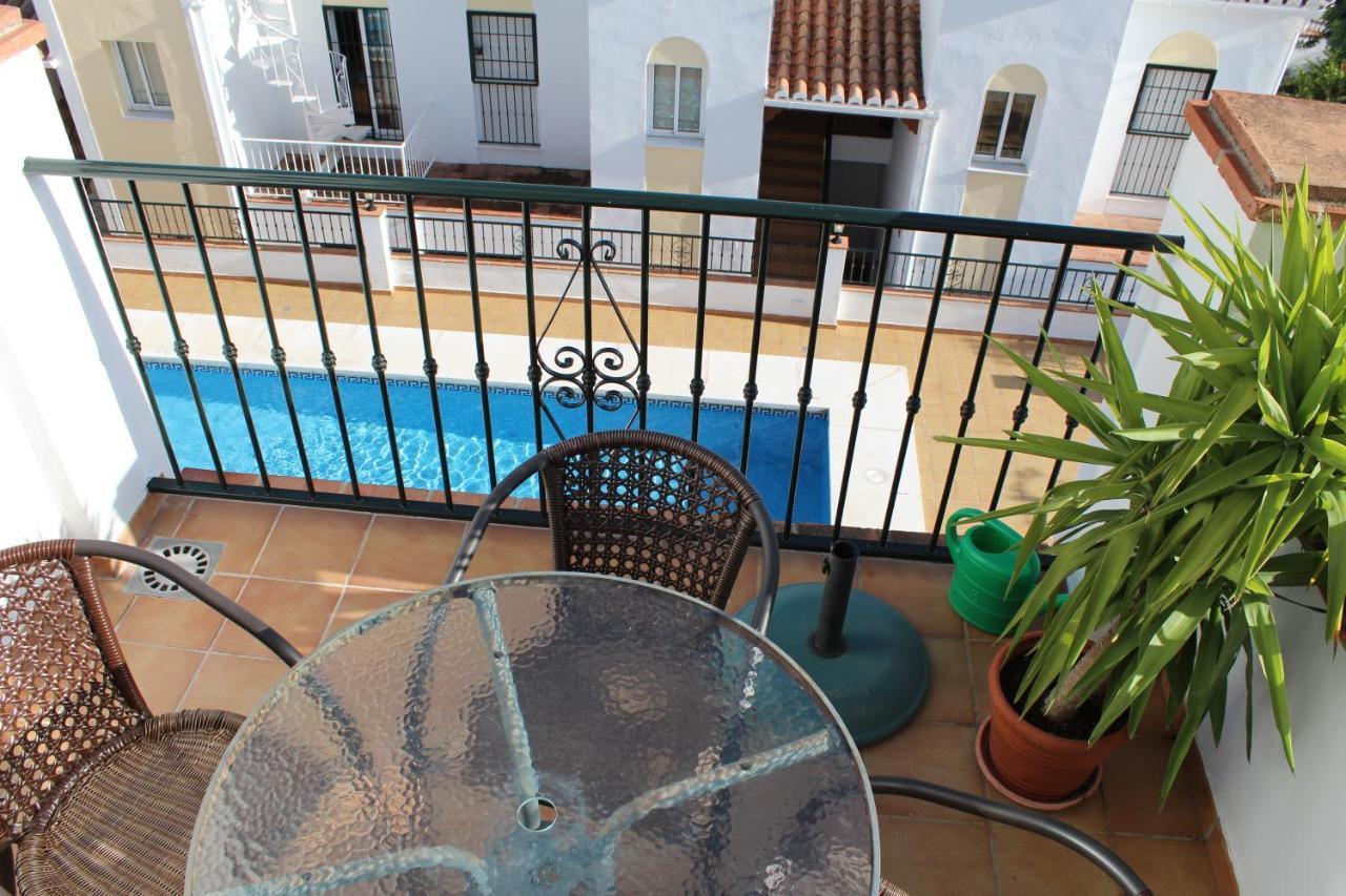 Apartamento Playa Burriana, Tva Terasser, Havsutsikt, Pool Nerja