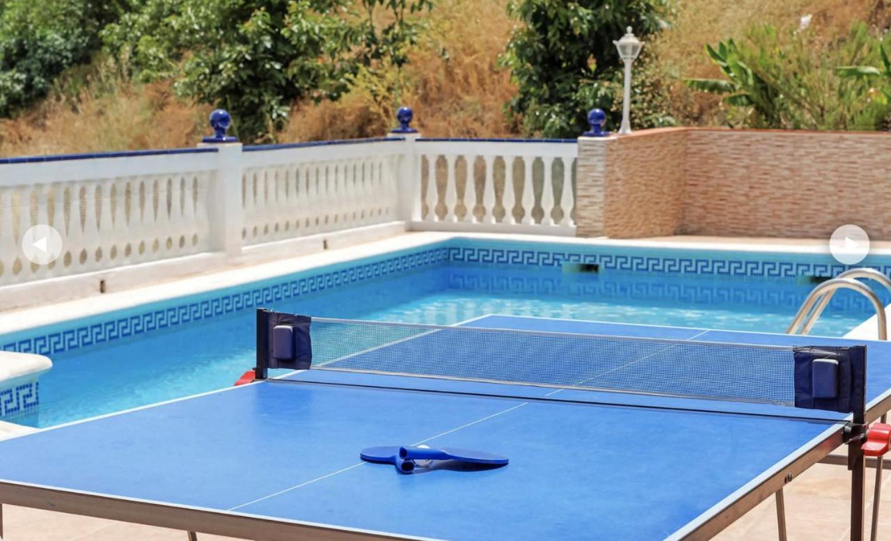 Villa Sanchez Y Rico *