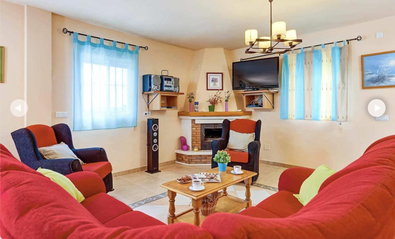 Villa Sanchez Y Rico Nerja