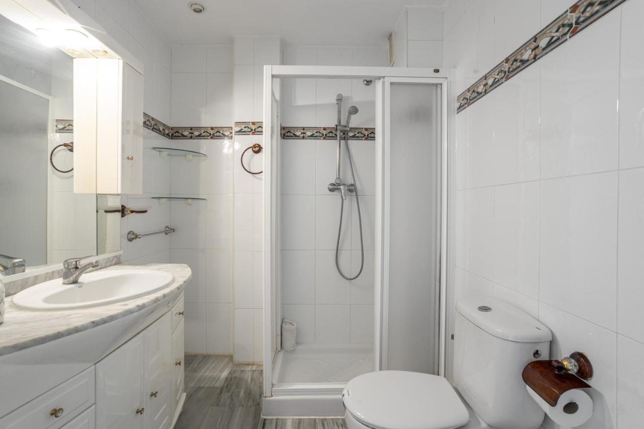 Holiday home Flores 5 - Large Townhouse *