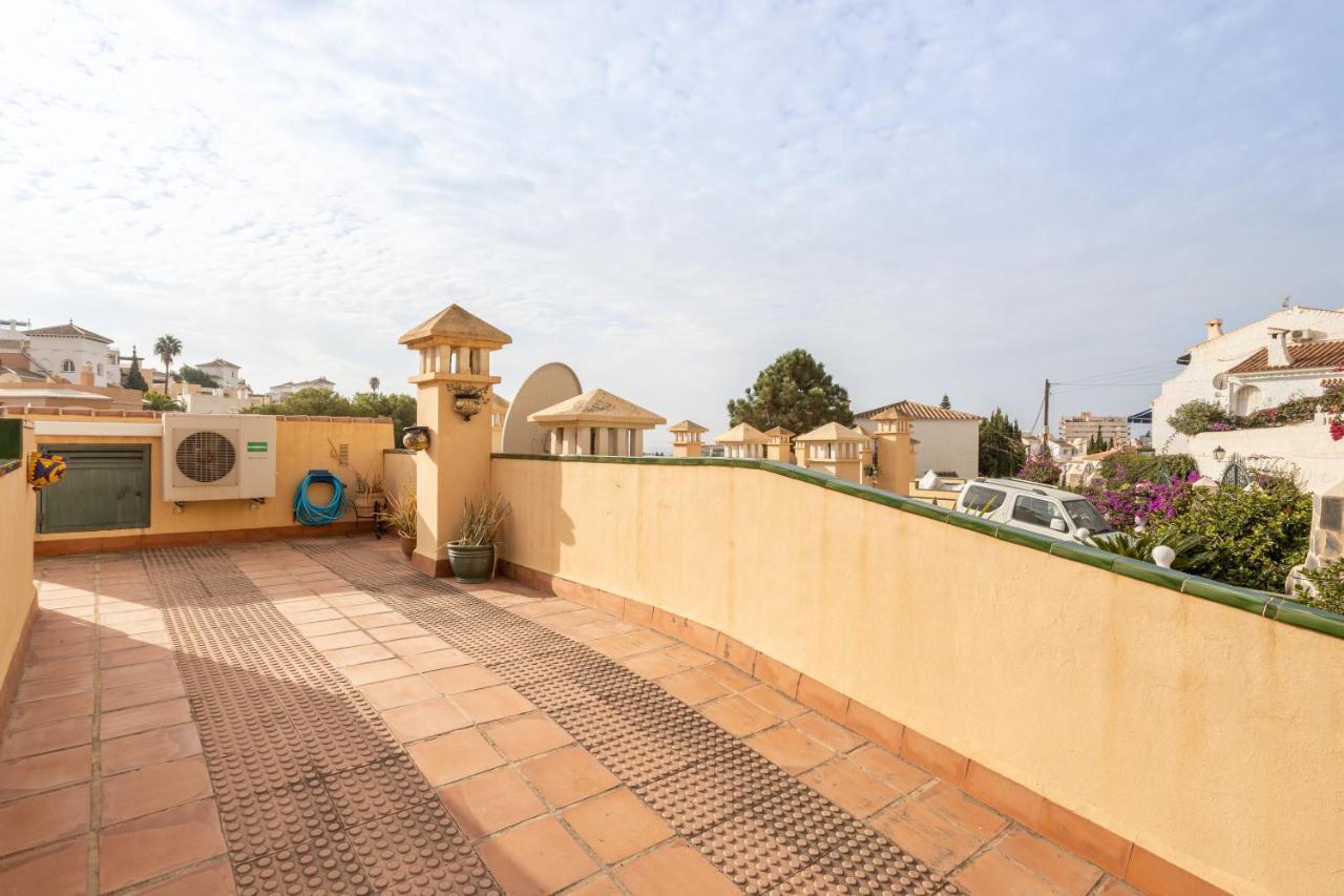Flores 5 - Large Townhouse