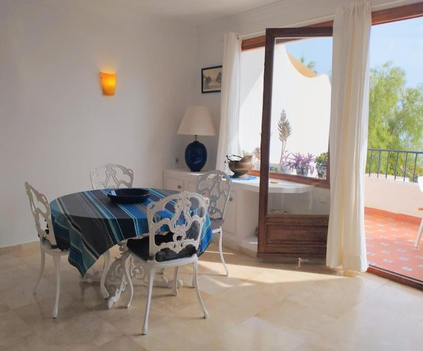 Beautiful 2 Bedroom In Calle Carabeo,