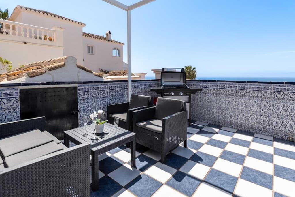 Oasis 16 Nerja