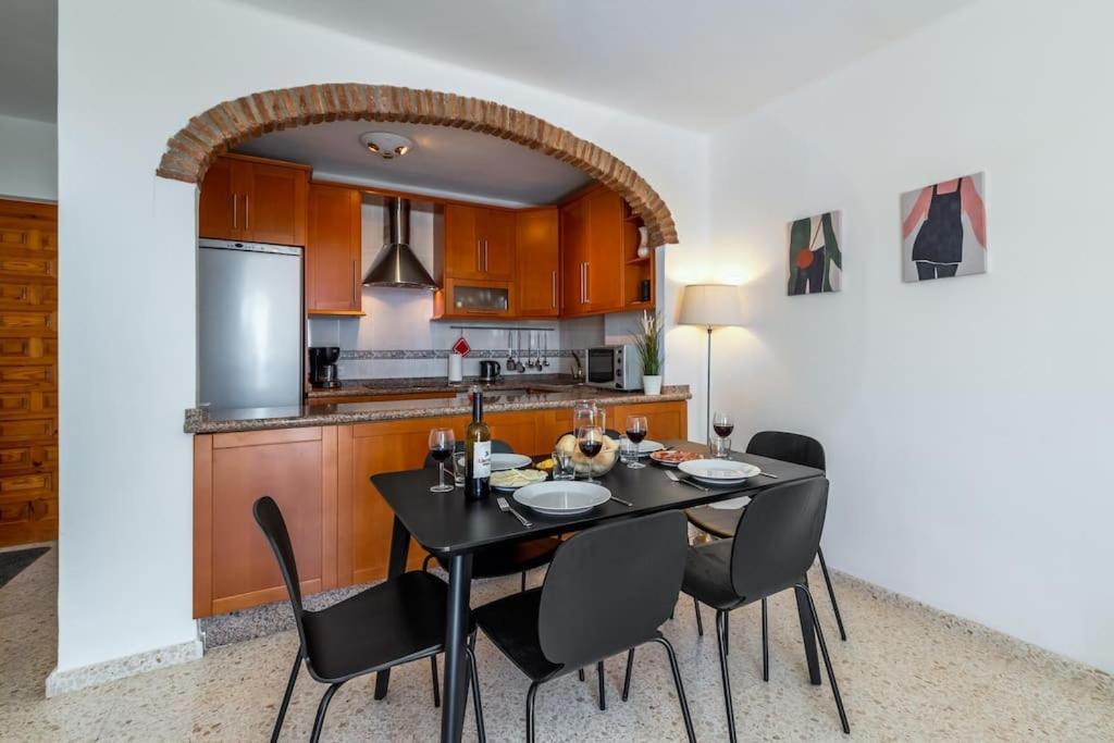 Oasis 16 * Nerja