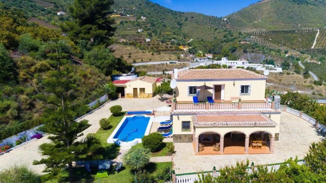 Villa Views - By Casitas Select *