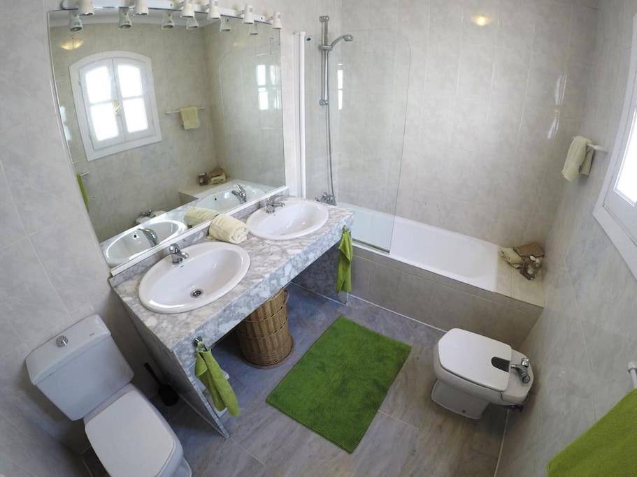 6 Beds In Nerja, Spain Apartment *