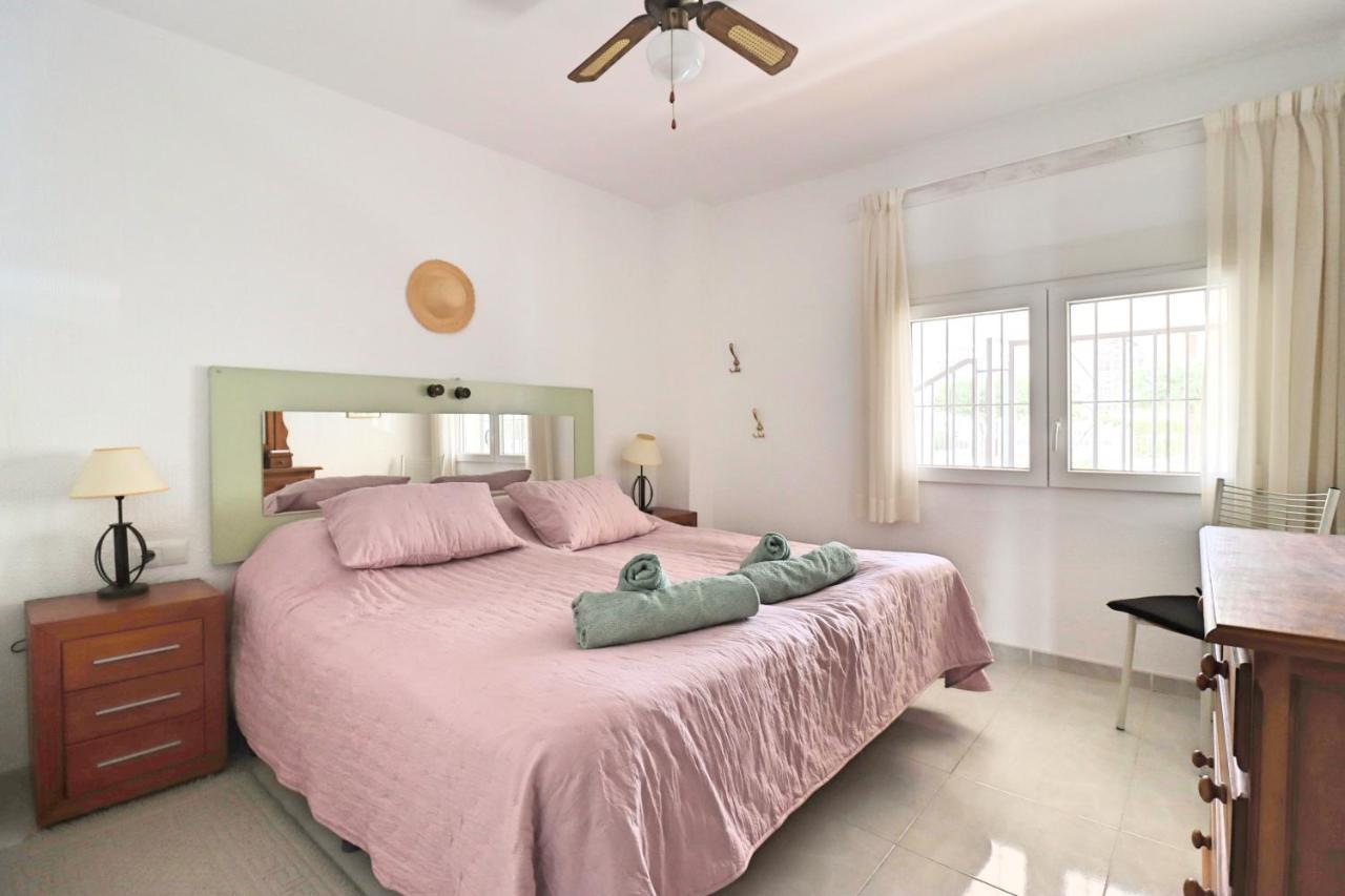 2 Bedroom In With Pool And Seaview Apartamento *