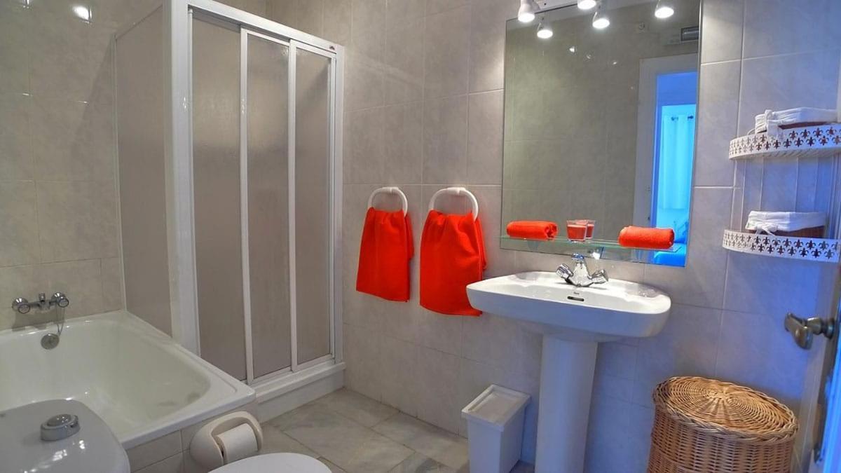 Apartment 6 Beds In Nerja, Spain