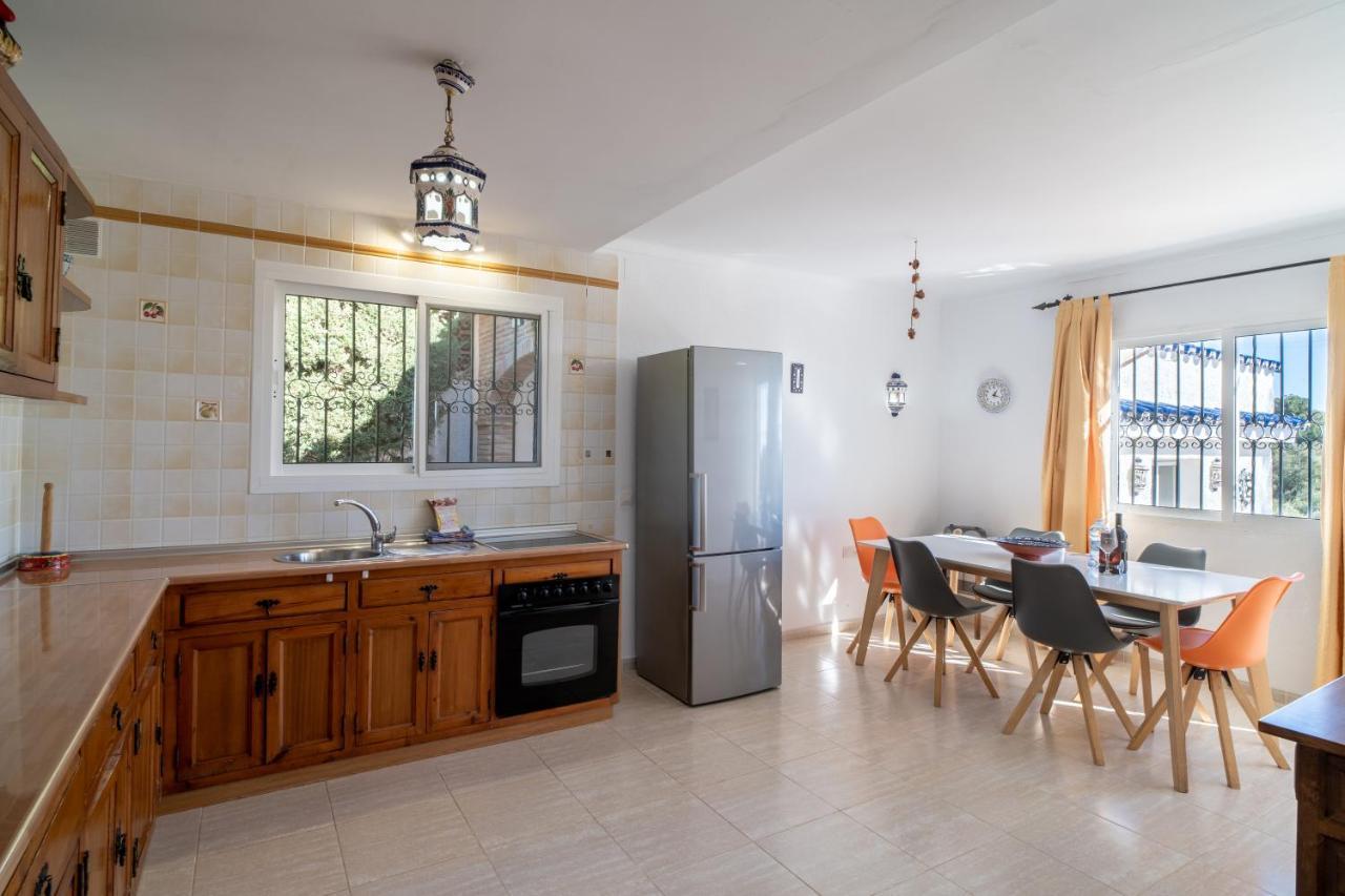 Isabel Private Pool Casasol Nerja