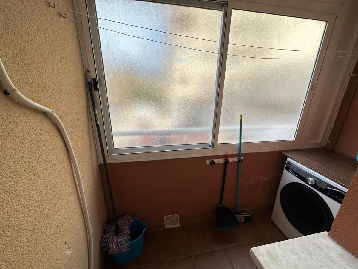 Piso 3 Dormitorios Y 2 Banos Apartamento