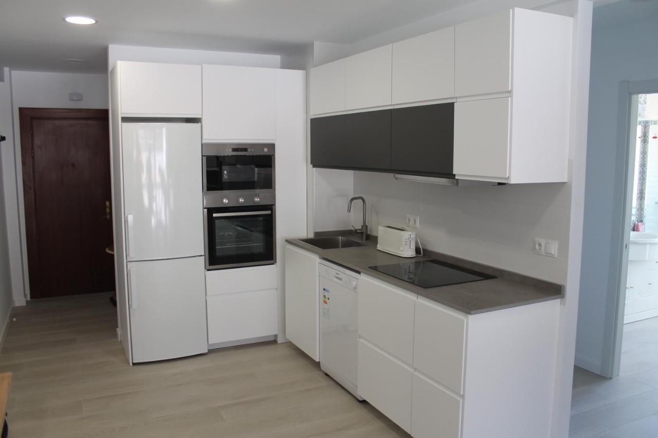 Luminoso Y Reformado En Apartamento *