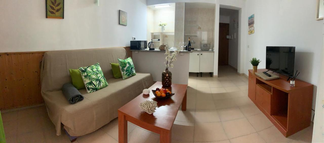 Estudio Con Terraza By Maison Jaken