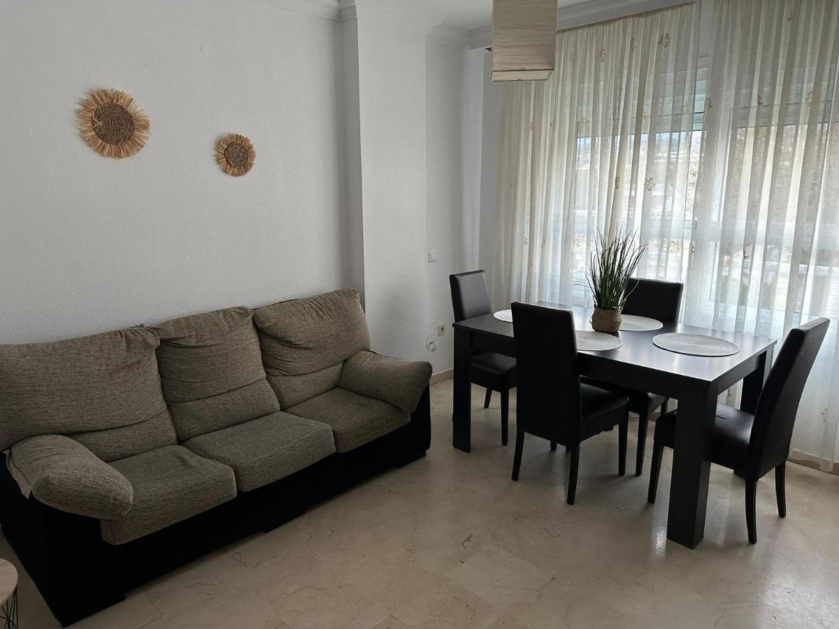 Piso 3 Dormitorios Y 2 Banos Apartamento Nerja