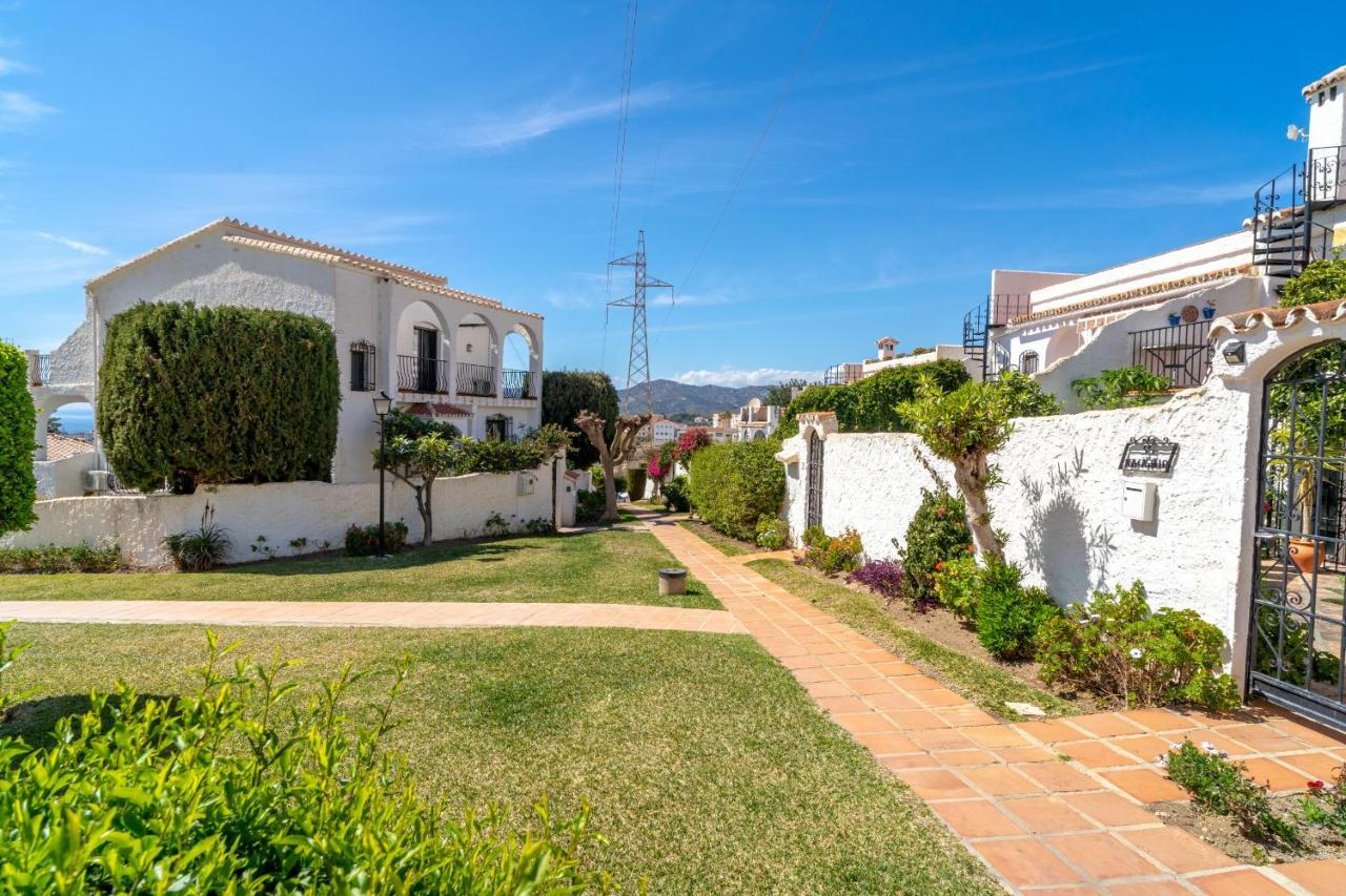 Naranjos 25a Private Pool Capistrano Village Apartment Nerja