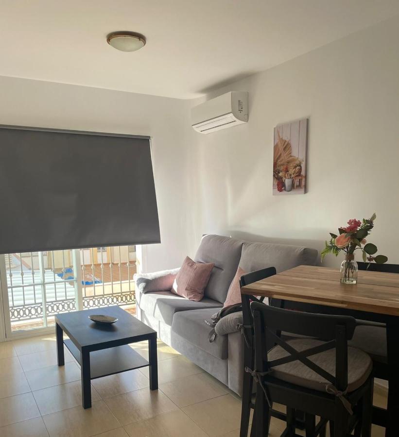 En El Centro De Nerja. Apartamento