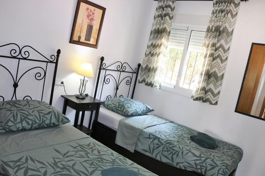 Casa Kasander, Two Bedroom Near With Pool * Nerja