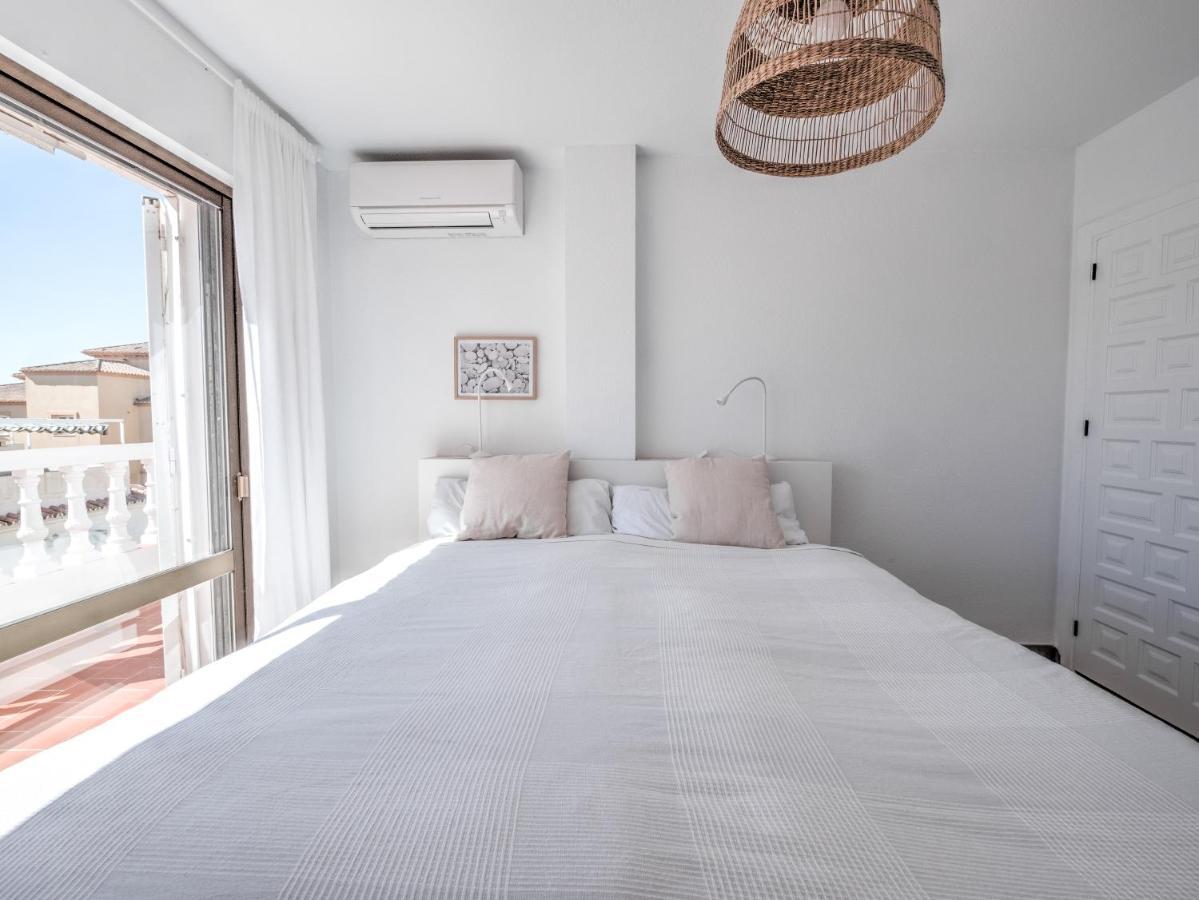 Appartement Penthouse With Roof Terrace In Parador, *