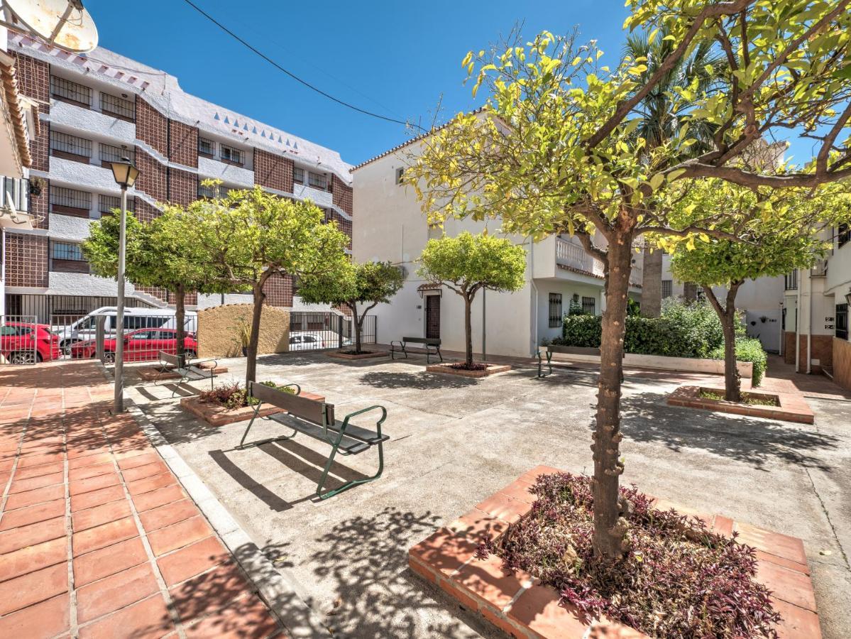 Penthouse With Roof Terrace In Parador, Appartement *