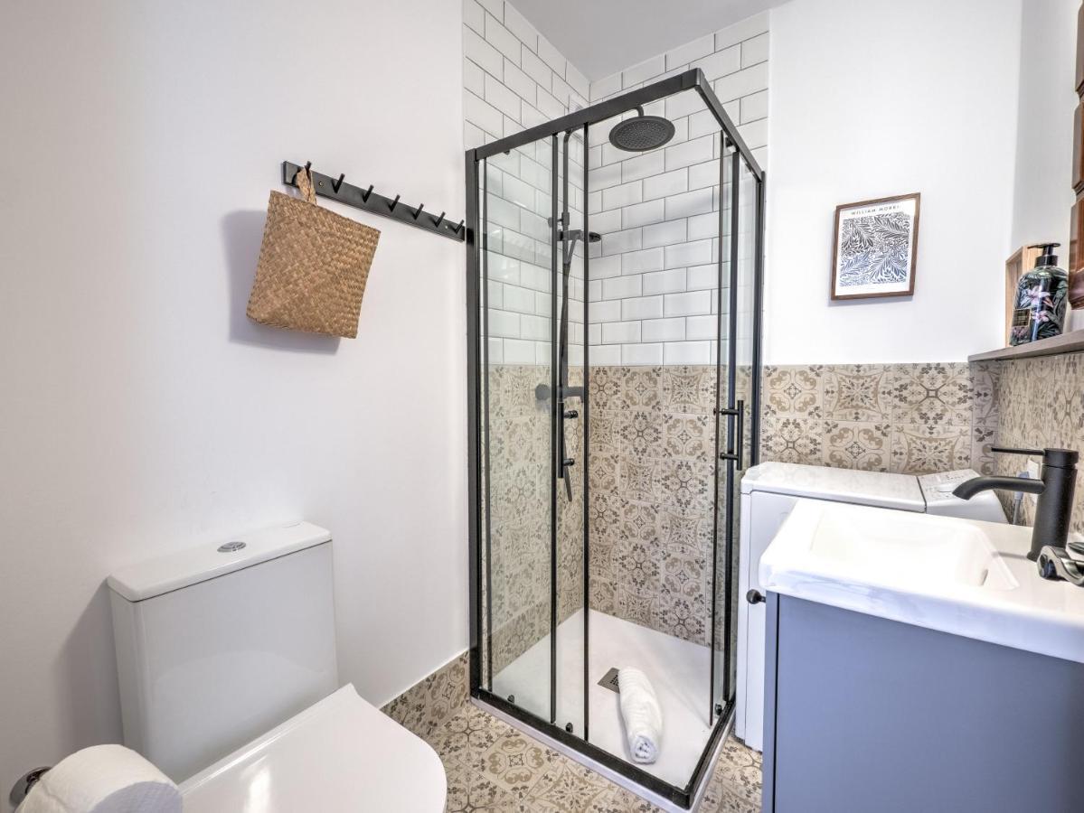 Newly Renovated In With Huge Pool Nerja