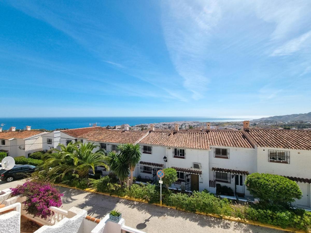 Beautiful Townhouse With Two Terraces In Pousada